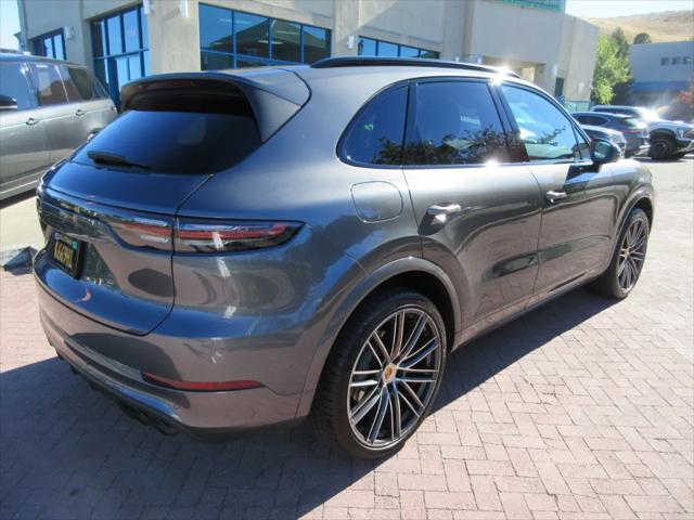 2021 Porsche Cayenne S