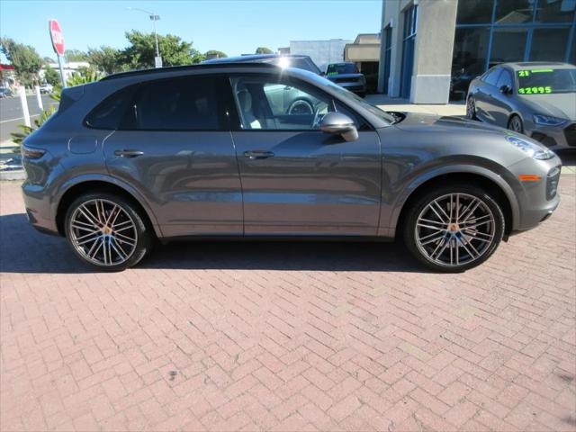 2021 Porsche Cayenne S