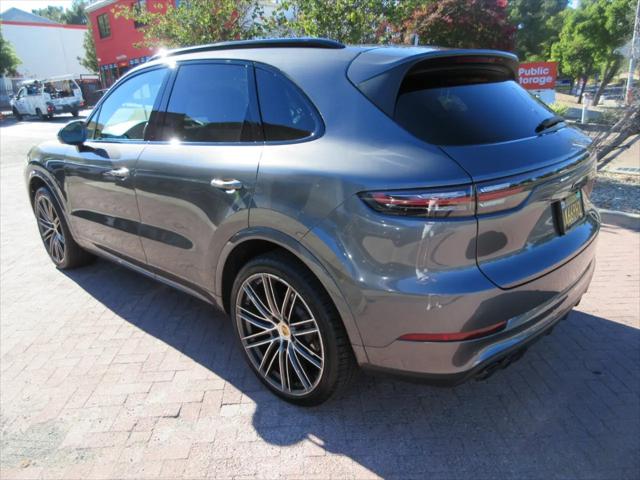 2021 Porsche Cayenne S