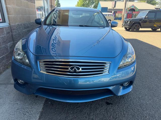 2011 INFINITI G37 Sport