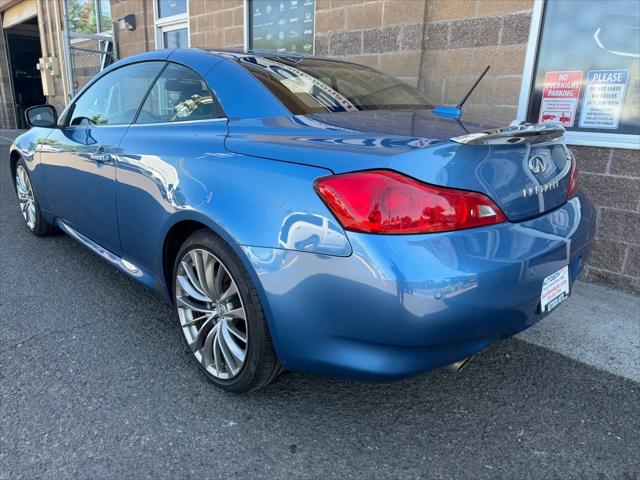 2011 INFINITI G37 Sport