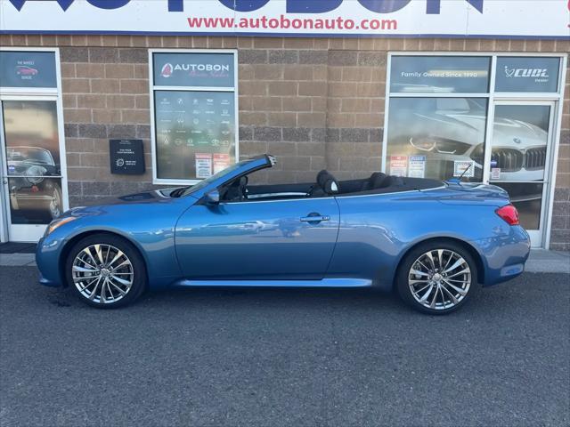 2011 INFINITI G37 Sport