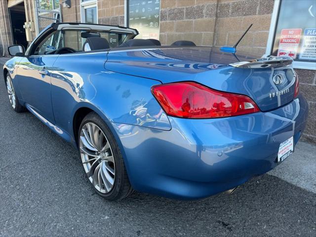 2011 INFINITI G37 Sport