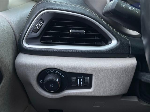 2021 Chrysler Pacifica Hybrid Touring L