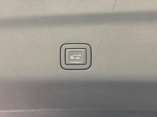 2025 Cadillac Escalade ESV Sport Platinum