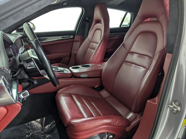 2017 Porsche Panamera Turbo