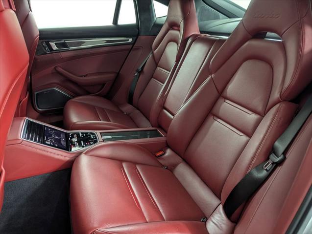 2017 Porsche Panamera Turbo