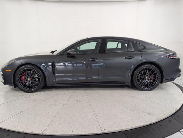 2023 Porsche Panamera GTS