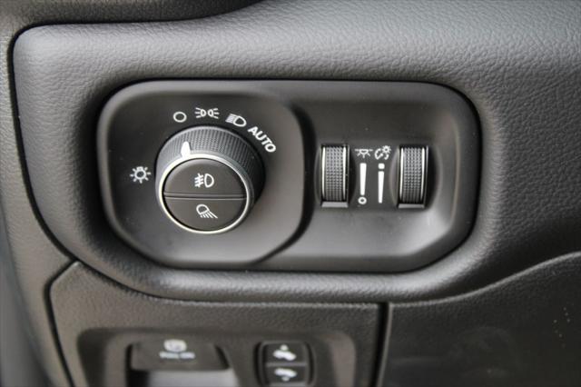 2026 Ram 1500 Rebel Crew Cab 4x4 57 Box