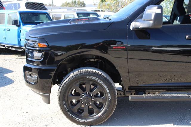 2026 Ram 2500 Black Express Crew Cab 4x4 64 Box