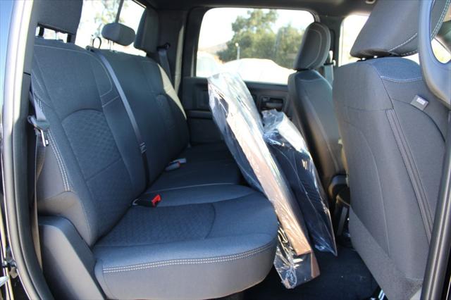 2026 Ram 2500 Black Express Crew Cab 4x4 64 Box