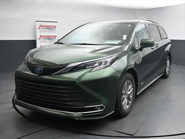 2021 Toyota Sienna XLE