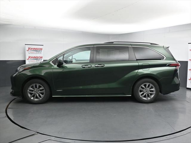 2021 Toyota Sienna XLE