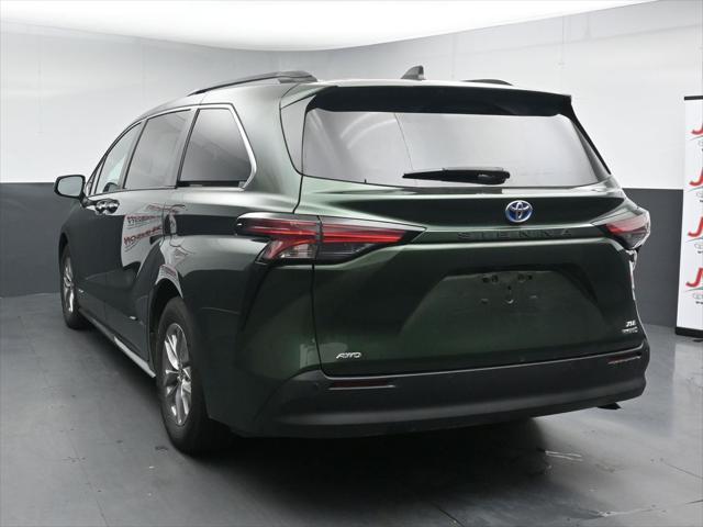 2021 Toyota Sienna XLE