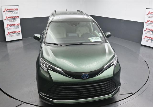 2021 Toyota Sienna XLE
