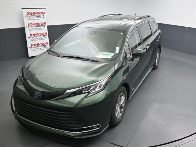 2021 Toyota Sienna XLE
