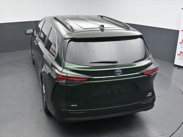 2021 Toyota Sienna XLE