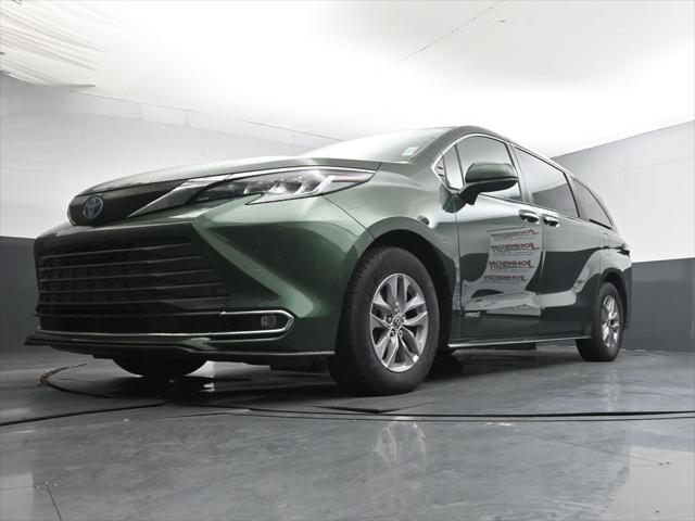 2021 Toyota Sienna XLE