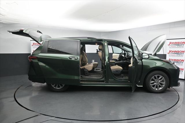 2021 Toyota Sienna XLE