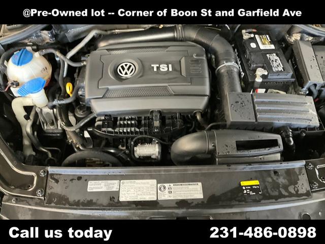 2017 Volkswagen Passat 1.8T R-Line