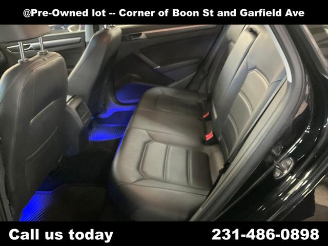 2017 Volkswagen Passat 1.8T R-Line