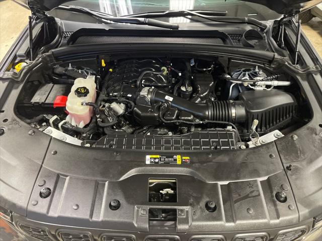 2025 Jeep Grand Cherokee L Altitude 4x4