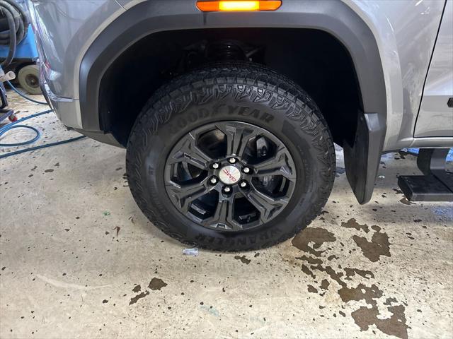 2023 GMC Canyon 4WD Crew Cab Short Box Elevation