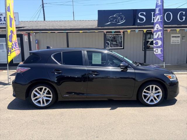 2017 Lexus CT 200h Base 4dr Hatchback