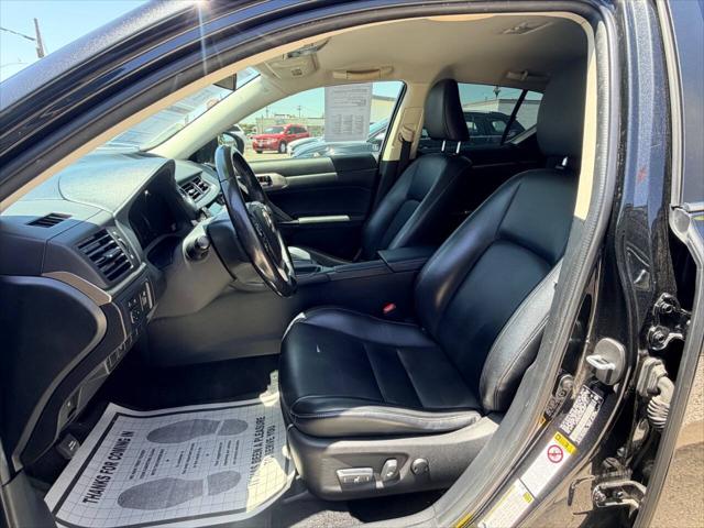 2017 Lexus CT 200h Base 4dr Hatchback