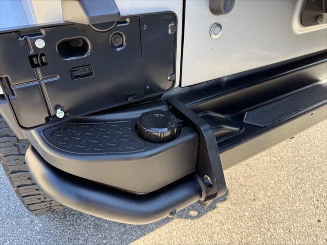 2013 Jeep Wrangler Unlimited Rubicon 10th Anniversary