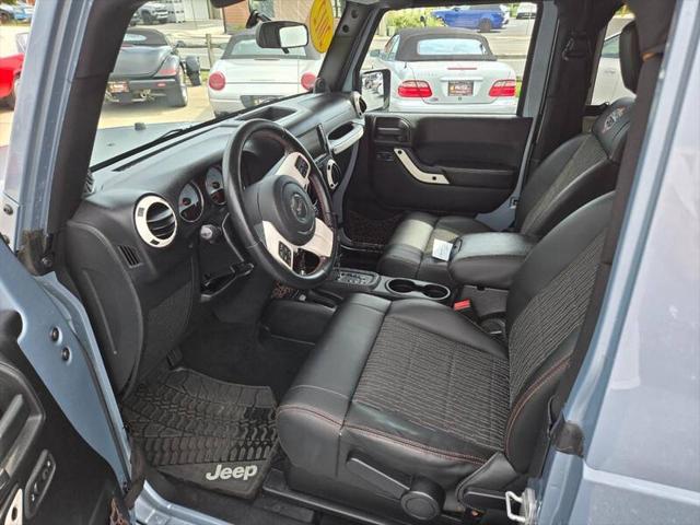 2012 Jeep Wrangler Sahara