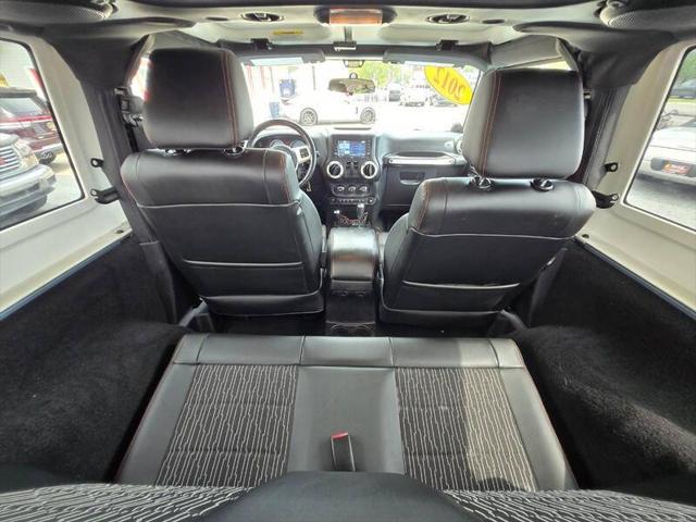 2012 Jeep Wrangler Sahara