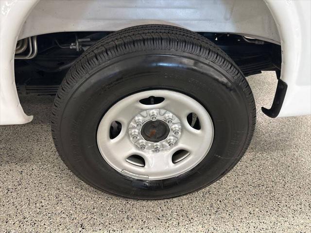 2025 Chevrolet Express Passenger RWD 3500 Extended Wheelbase LT