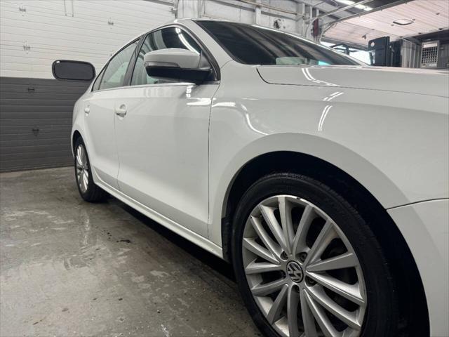 2016 Volkswagen Jetta 1.8T SEL