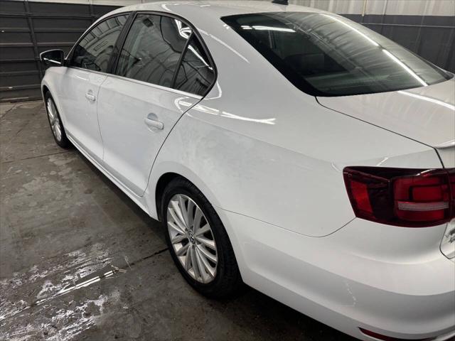 2016 Volkswagen Jetta 1.8T SEL