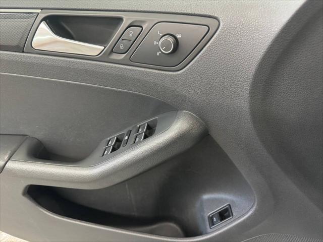 2016 Volkswagen Jetta 1.8T SEL