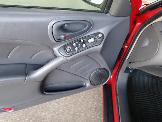 2004 Pontiac Grand Am SE1
