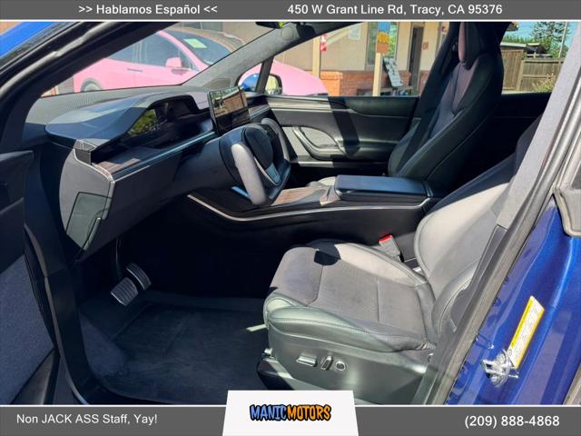 2023 Tesla Model X Standard Range
