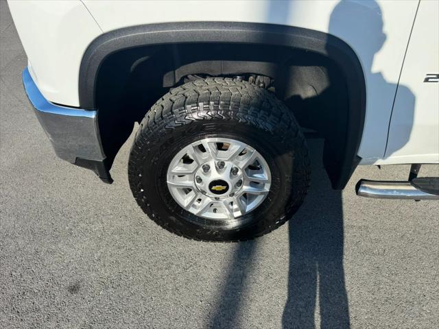 2023 Chevrolet Silverado 2500HD 4WD Crew Cab Standard Bed LT