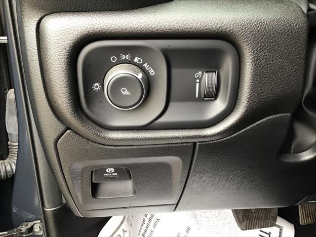 2025 Ram 1500 Tradesman Crew Cab 4x2 5'7" Box
