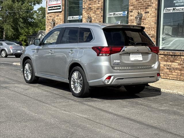 2022 Mitsubishi Outlander PHEV SEL S-AWC
