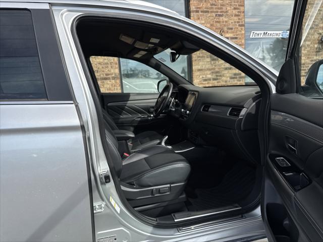 2022 Mitsubishi Outlander PHEV SEL S-AWC