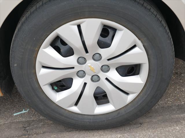 2013 Chevrolet Cruze LS Auto