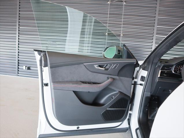 2026 Audi RS Q8 performance quattro tiptronic