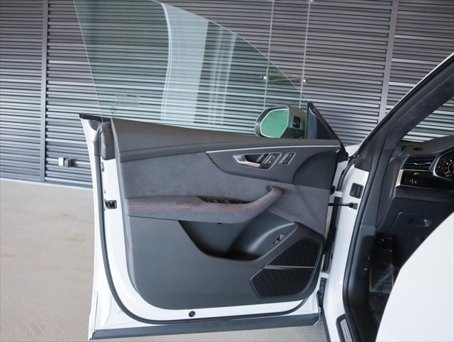 2026 Audi RS Q8 performance quattro tiptronic