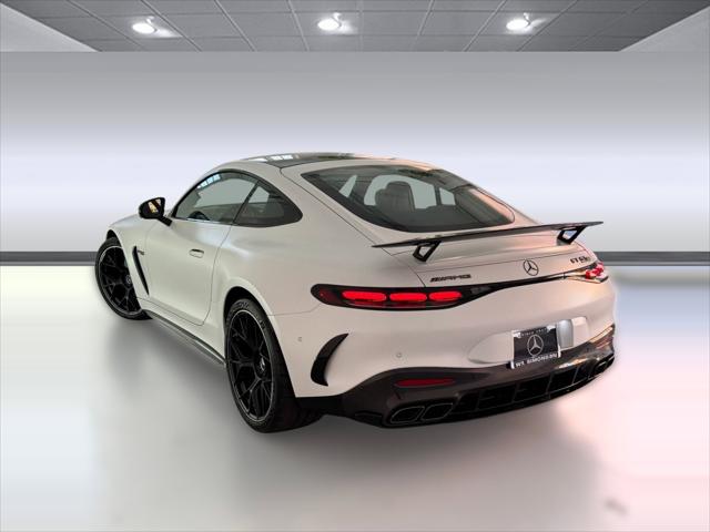 2026 Mercedes-Benz AMG GT PRO 4MATIC+