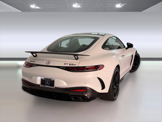 2026 Mercedes-Benz AMG GT PRO 4MATIC+