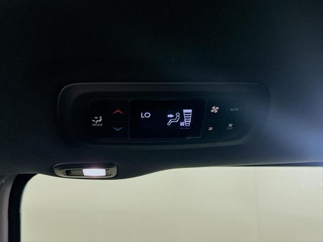 2025 Chrysler Pacifica Hybrid Premiuim S Appearance Package