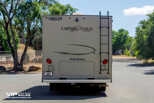 2013 Ford E-450 Cutaway Leprechaun