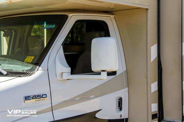 2013 Ford E-450 Cutaway Leprechaun